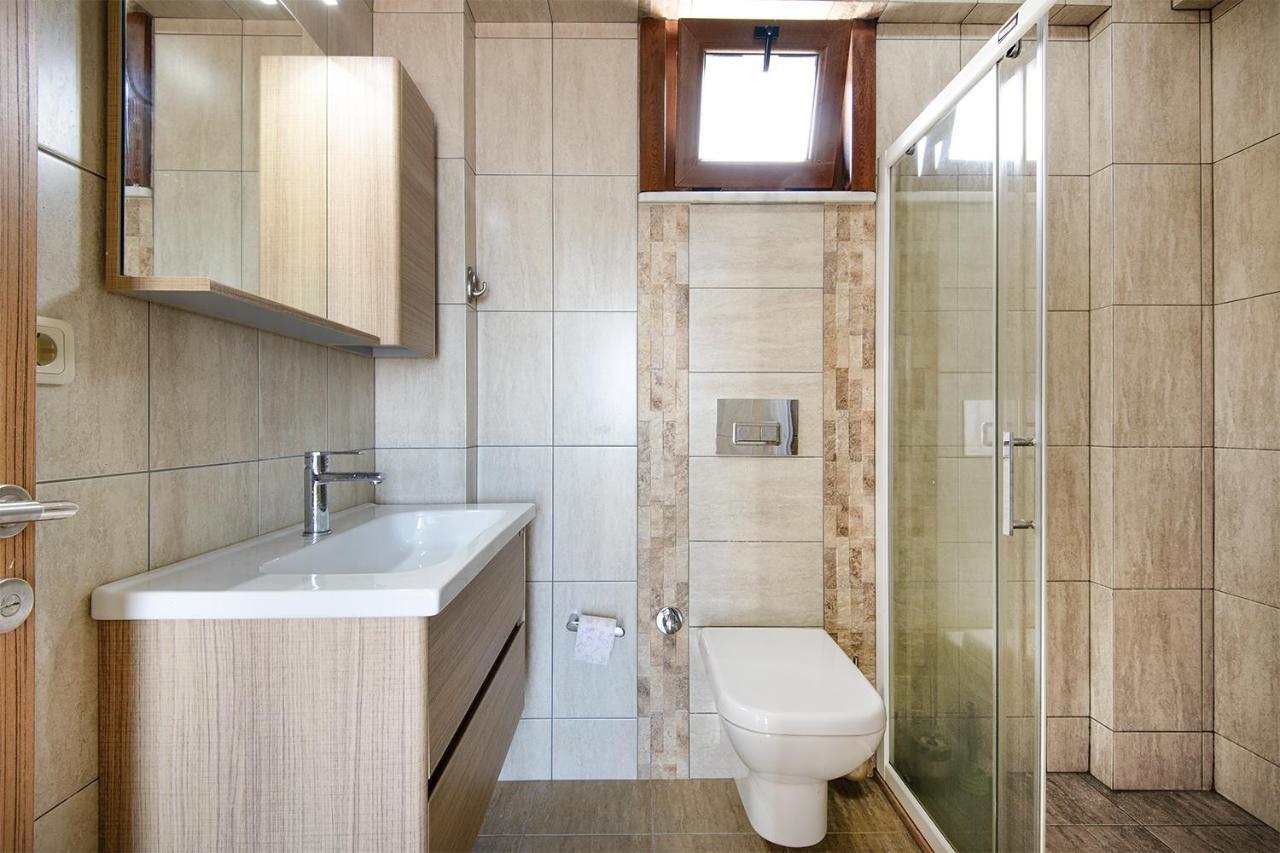 Bodrum Sea View Villa With Access To Private Beach Bogazici Exterior photo
